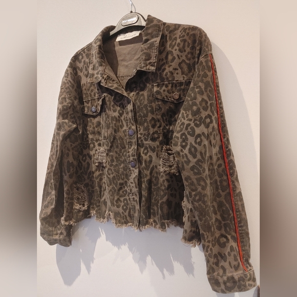 Vintage Havana Jackets & Blazers - Vintage Havana Leopard Distressed Denim Oversized Jacket Size Large